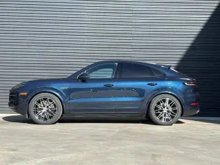 2026 Porsche Cayenne Coup E-Hybrid - Photo 13