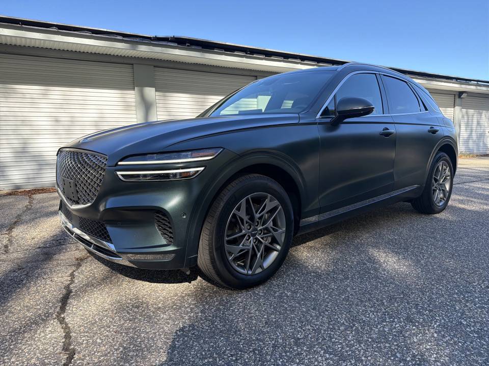 2023 GENESIS GV70