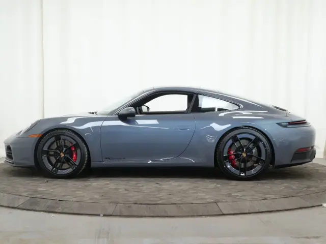 2026 Porsche 911 S - Photo 14