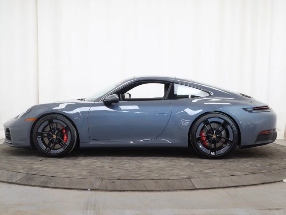 2026 Porsche 911 S - Photo 11