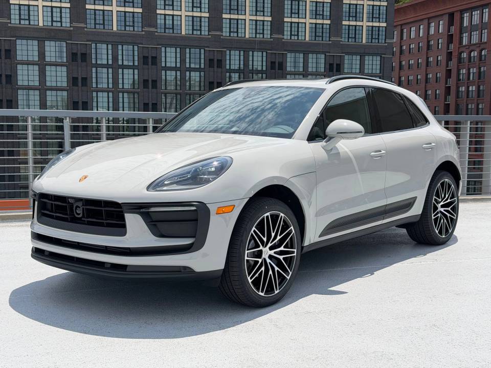 2026 Porsche Macan
