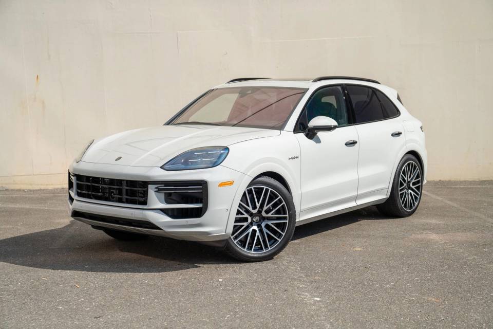 2025 Porsche Cayenne Turbo E-Hybrid
