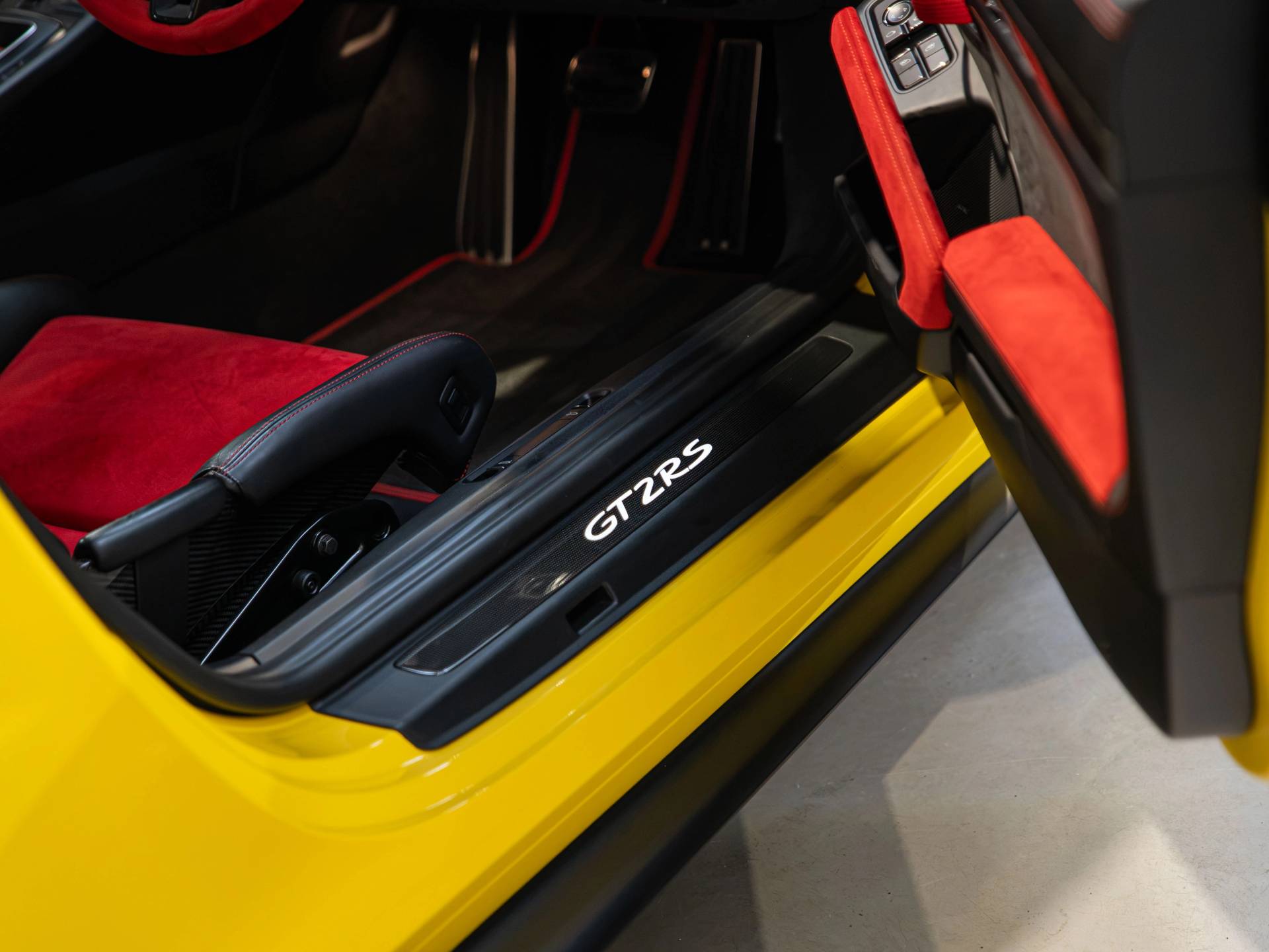 911 GT2 RS, photo 60 of 60