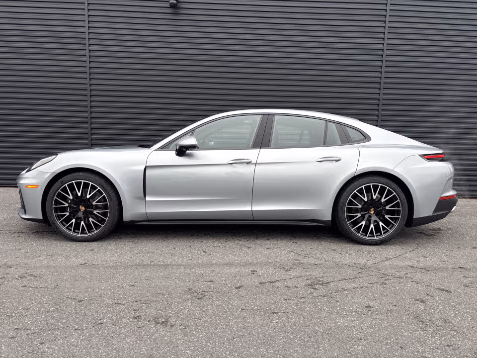 2026 Porsche Panamera Base - Photo 11