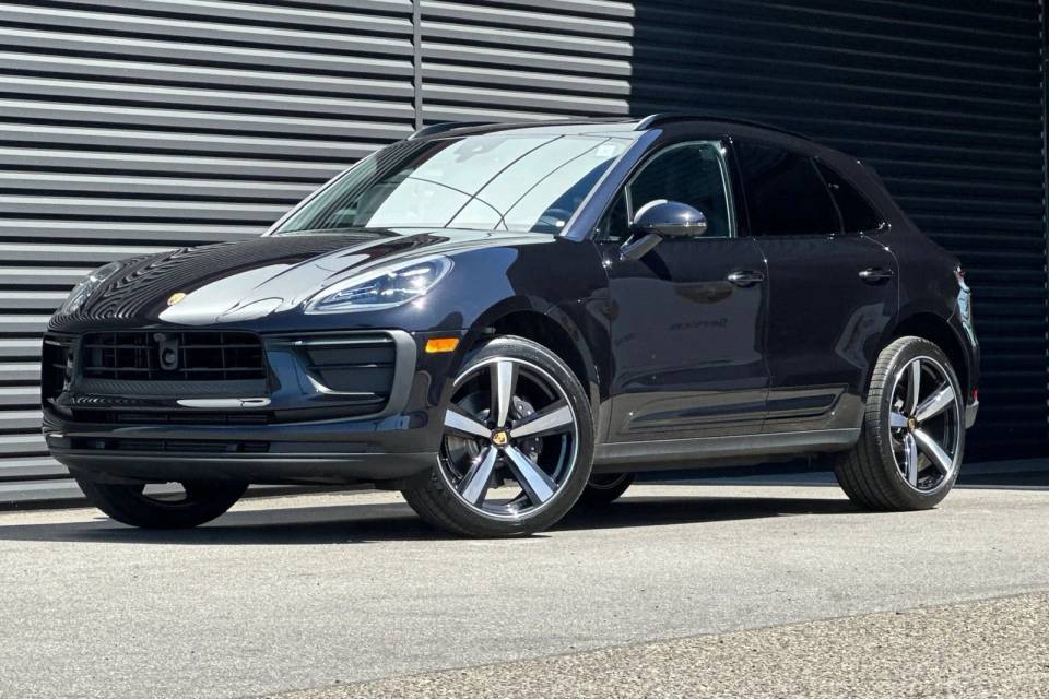 2026 Porsche Macan T