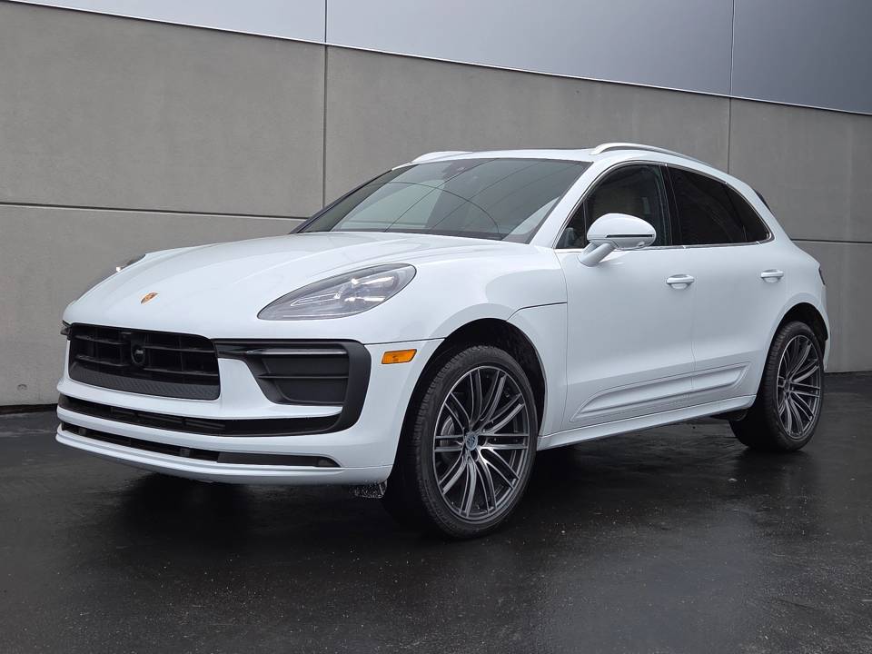 2026 Porsche Macan