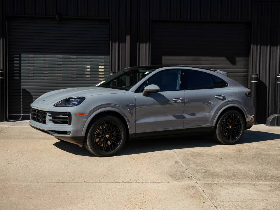 2026 Porsche Cayenne Coup