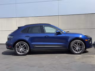 2025 Porsche Macan Base - Photo 9