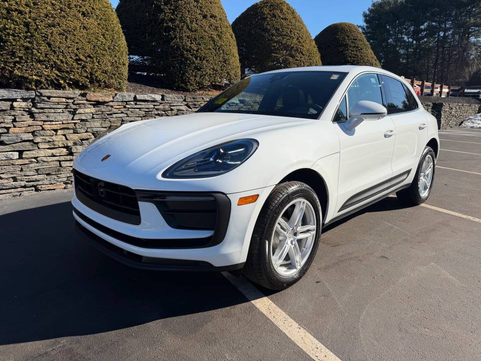 2026 Porsche Macan
