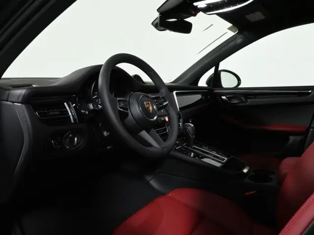 2026 Porsche Macan Base - Photo 30