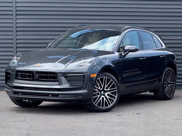2026 Porsche Macan Base