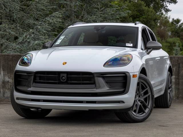 2026 Porsche Macan T