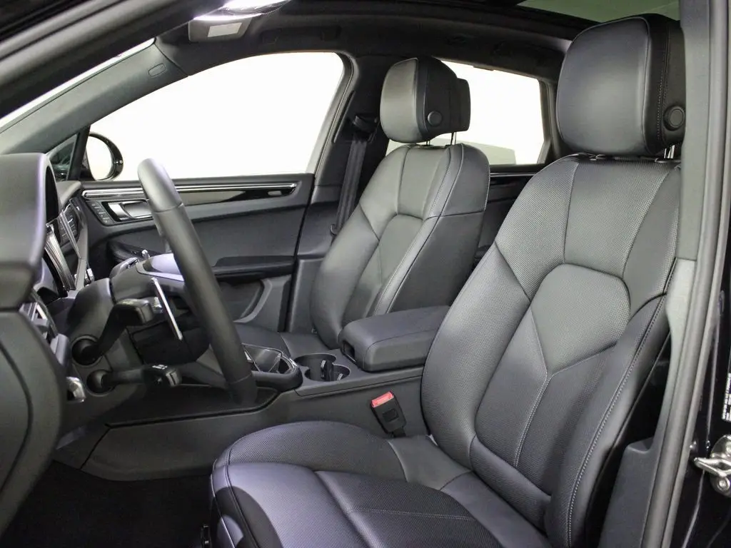 2026 Porsche Macan Base - Photo 40