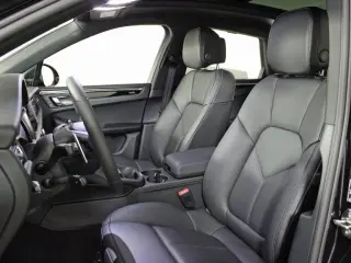 2026 Porsche Macan Base - Photo 37