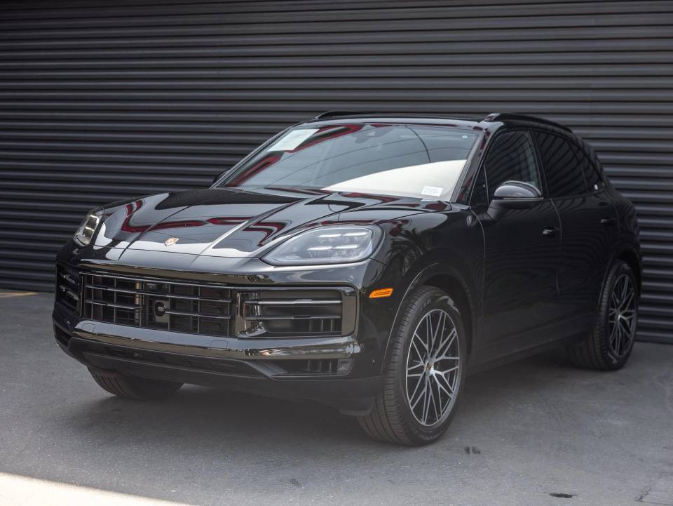 2026 Porsche Cayenne Base
