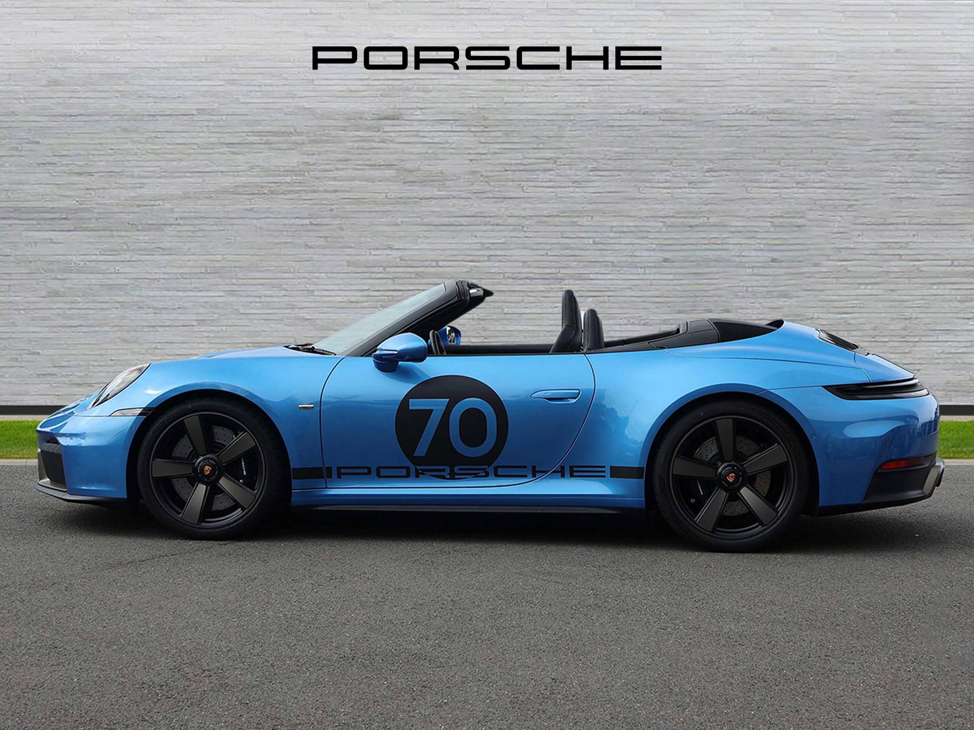 911 Spirit 70, photo 2 of 39