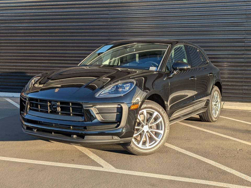 2024 Porsche Macan Base