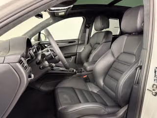 2026 Porsche Macan S - Photo 33