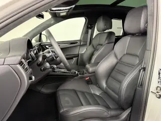 2026 Porsche Macan S - Photo 37