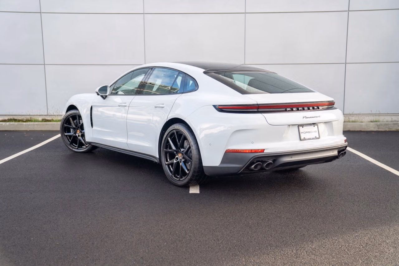 2026 Porsche Panamera Base - Photo 20
