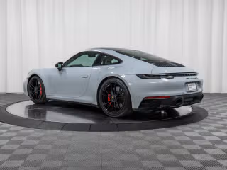 2024 Porsche 911 GTS - Photo 17
