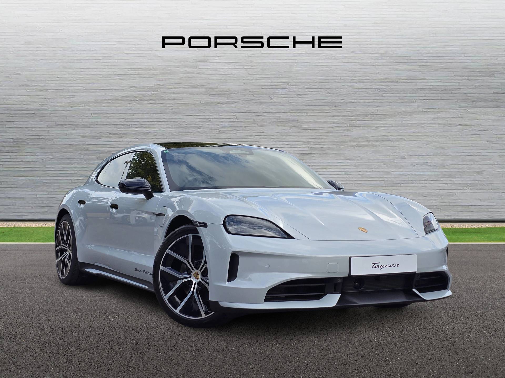 Taycan Sport Turismo, photo 1 of 45