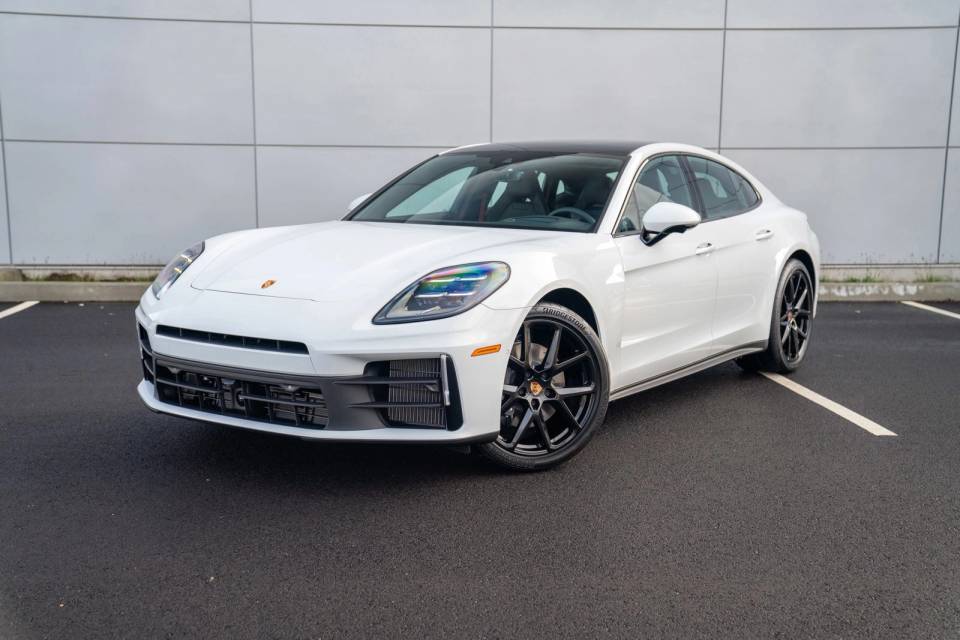 2026 Porsche Panamera