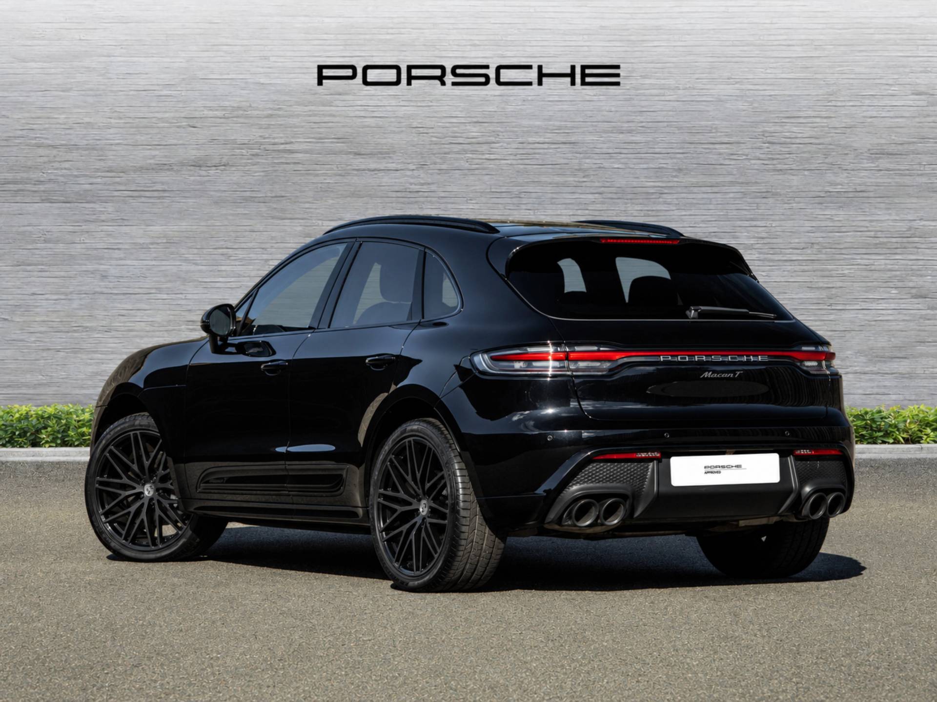 Macan T, photo 41 of 41