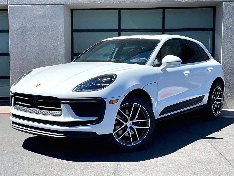 2026 Porsche Macan