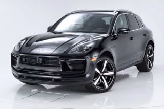 2026 Porsche Macan Base - Photo 1