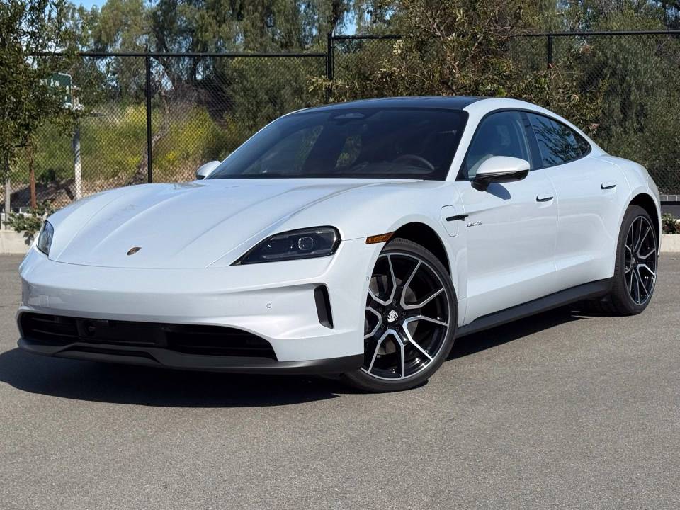 2026 Porsche Taycan