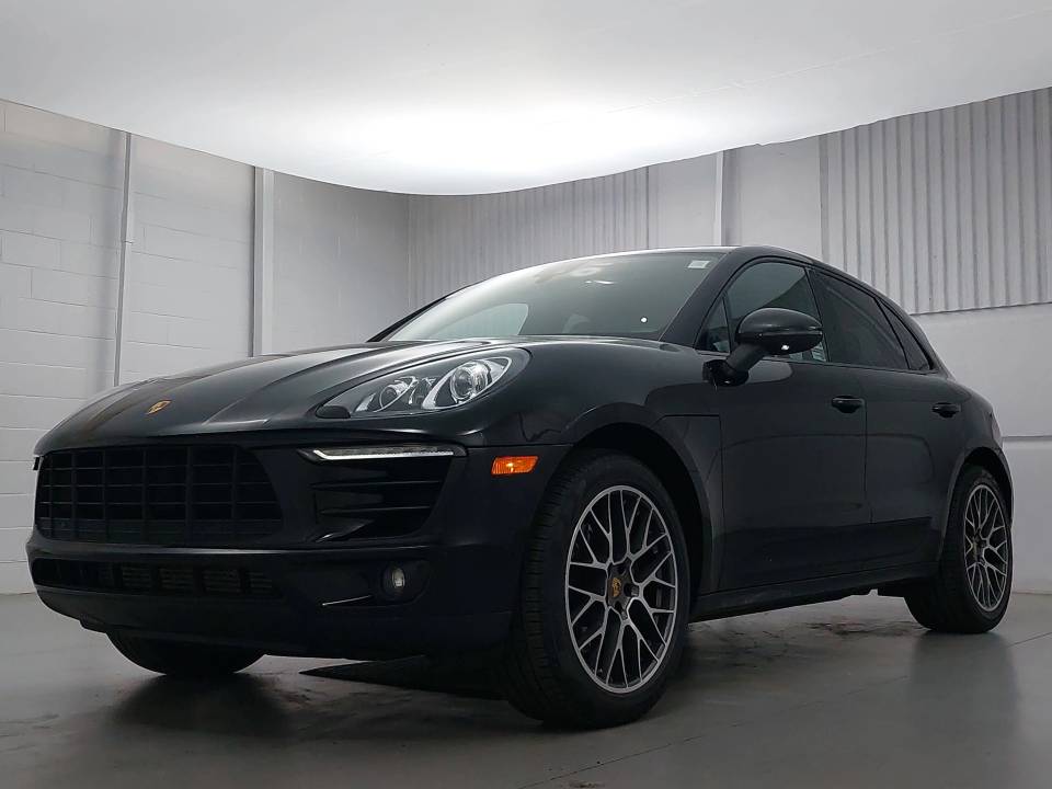 2018 Porsche Macan Base