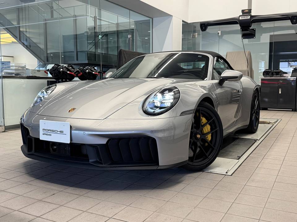 ポルシェ911カレラを新車または中古車で購入