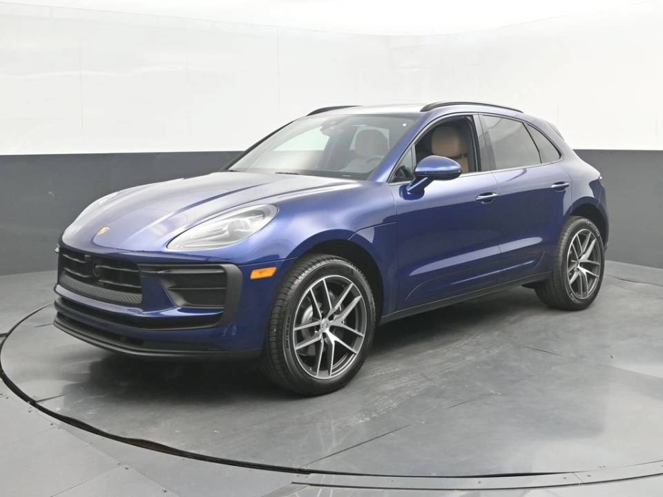 2026 Porsche Macan T