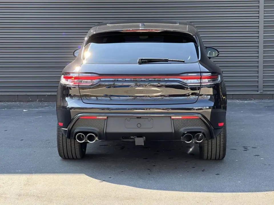 2026 Porsche Macan T - Photo 31