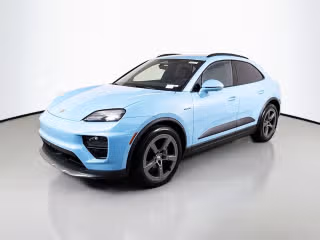 2025 Porsche Macan