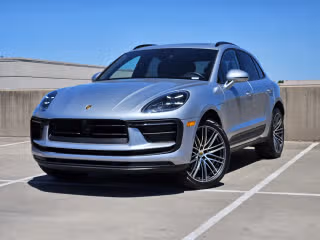2026 Porsche Macan's photo