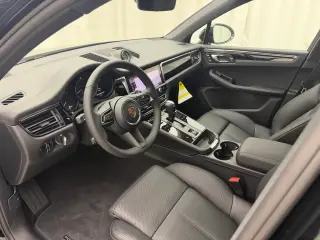 2026 Porsche Macan Base - Photo 29