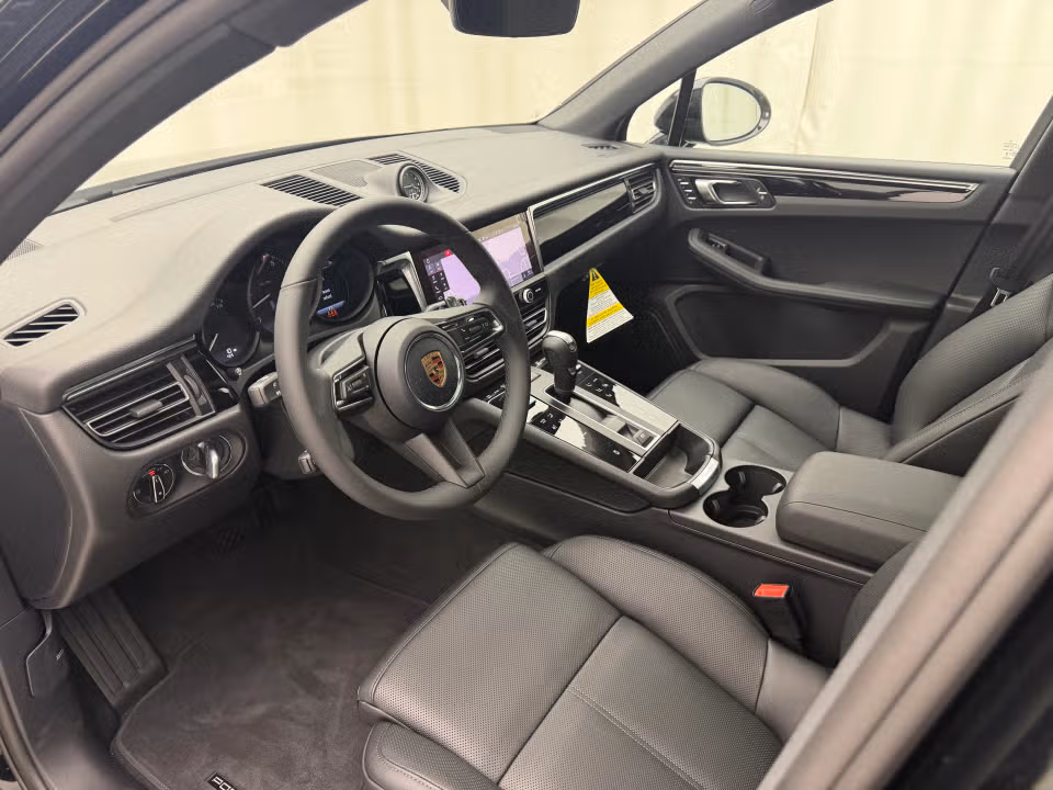 2026 Porsche Macan Base - Photo 27