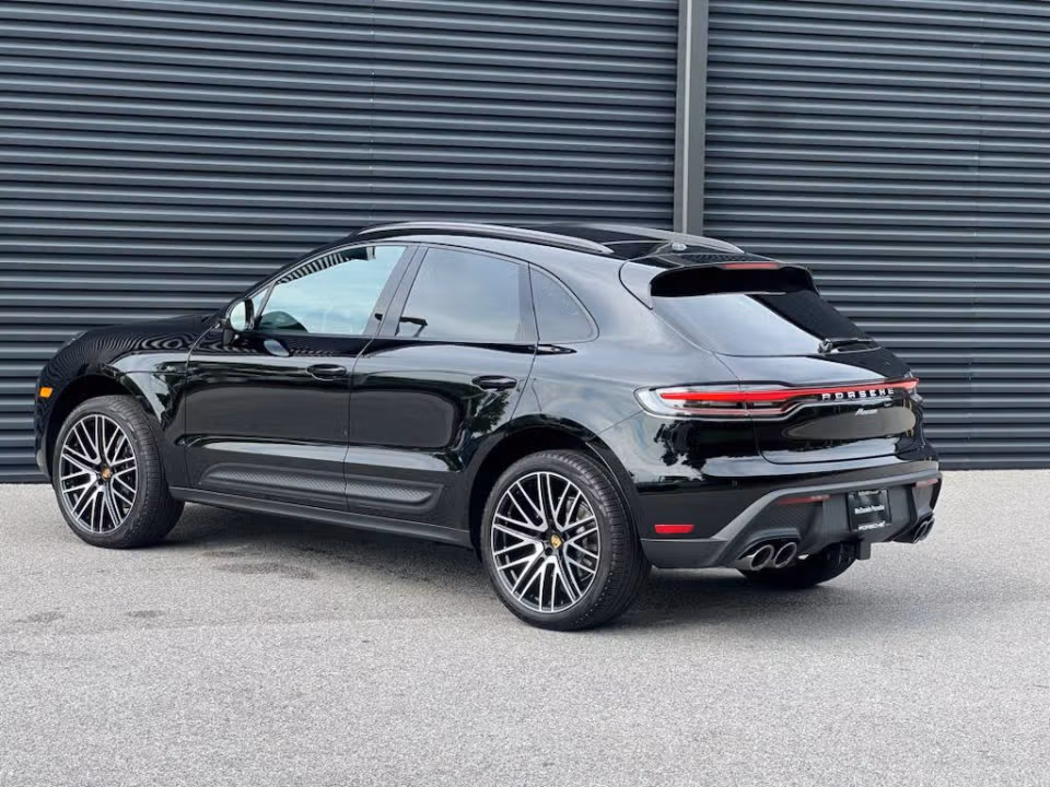 2025 Porsche Macan Base - Photo 19