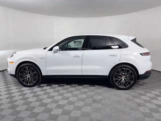 2026 Porsche Cayenne E-Hybrid - Photo 9
