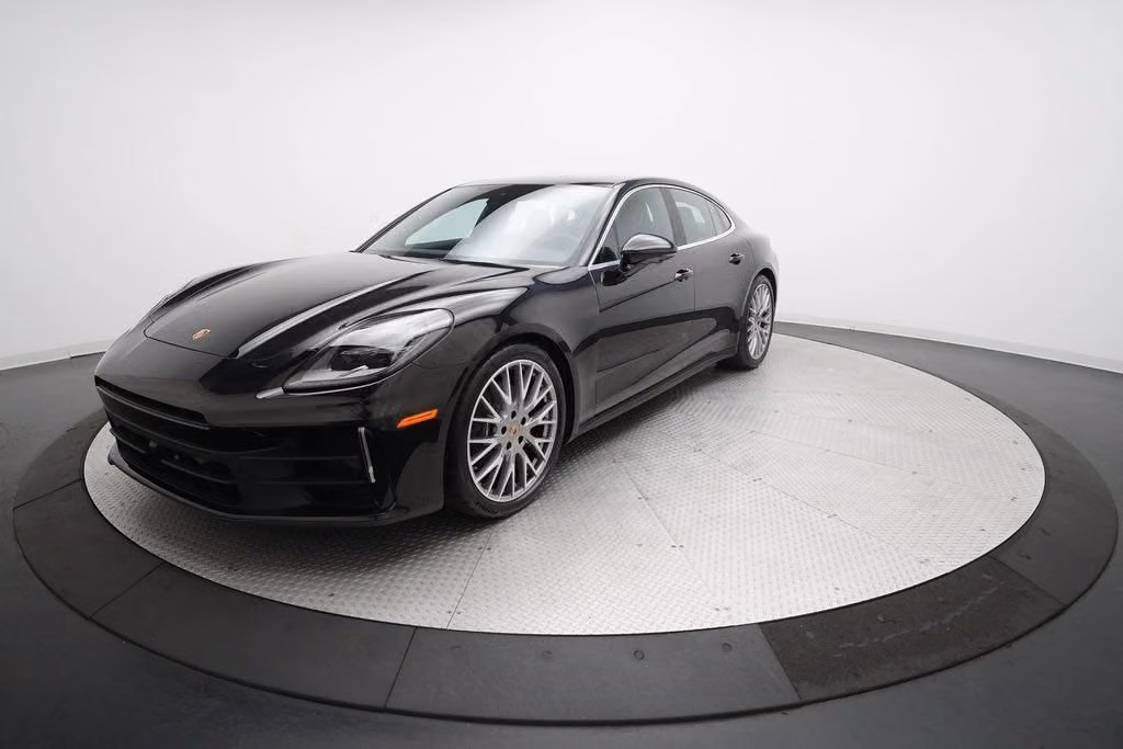 2026 Porsche Panamera Base - Photo 4