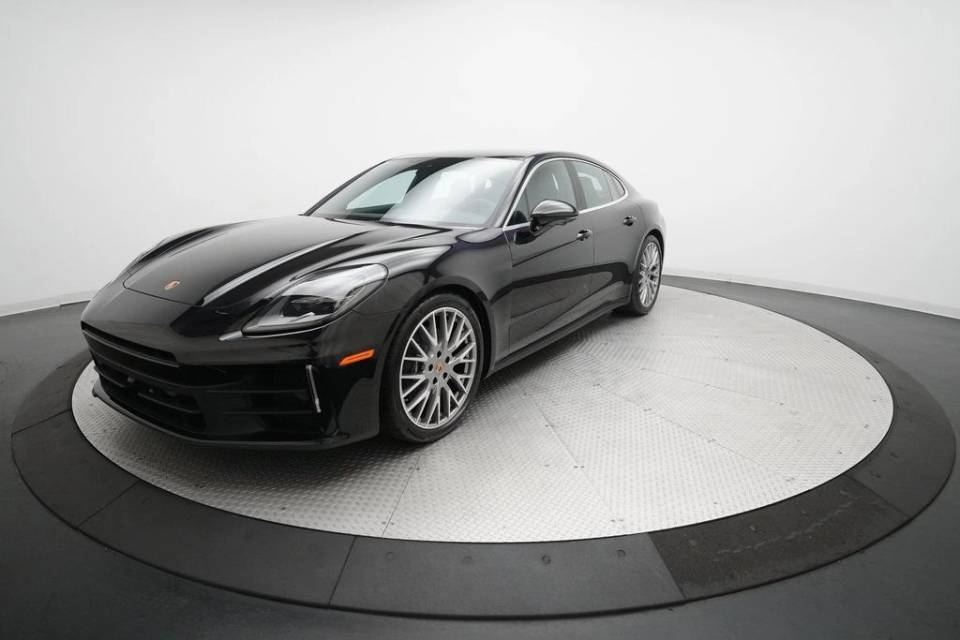 2026 Porsche Panamera