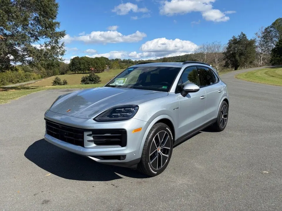 2026 Porsche Cayenne E-Hybrid - Photo 8