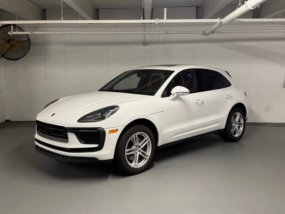 2026 Porsche Macan