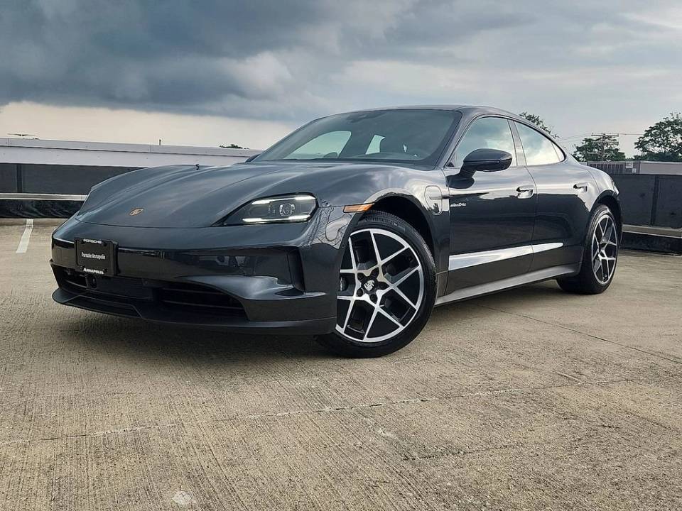 2025 Porsche Taycan Base
