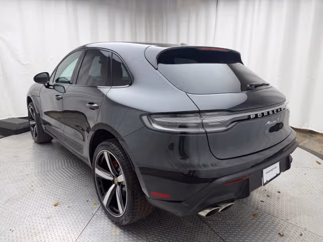 2026 Porsche Macan S - Photo 18