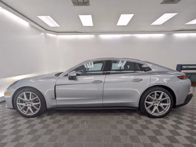 2025 Porsche Panamera Base - Photo 10