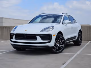 2026 Porsche Macan's photo