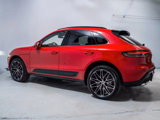 2026 Porsche Macan Base - Photo 10